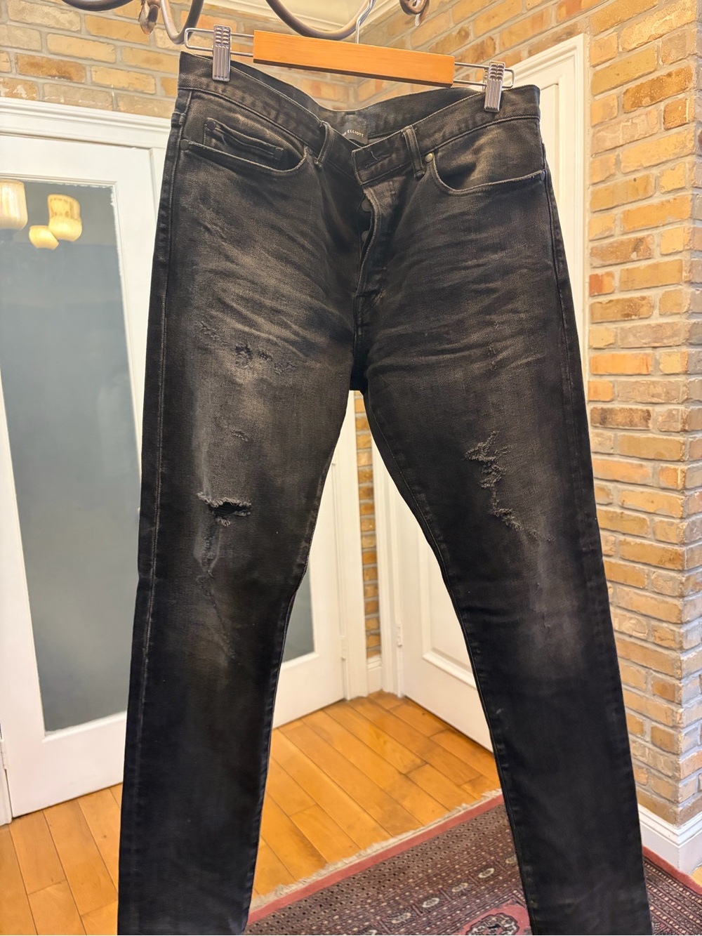 John Elliot Men's Black Distressed Slim Jeans 33x32